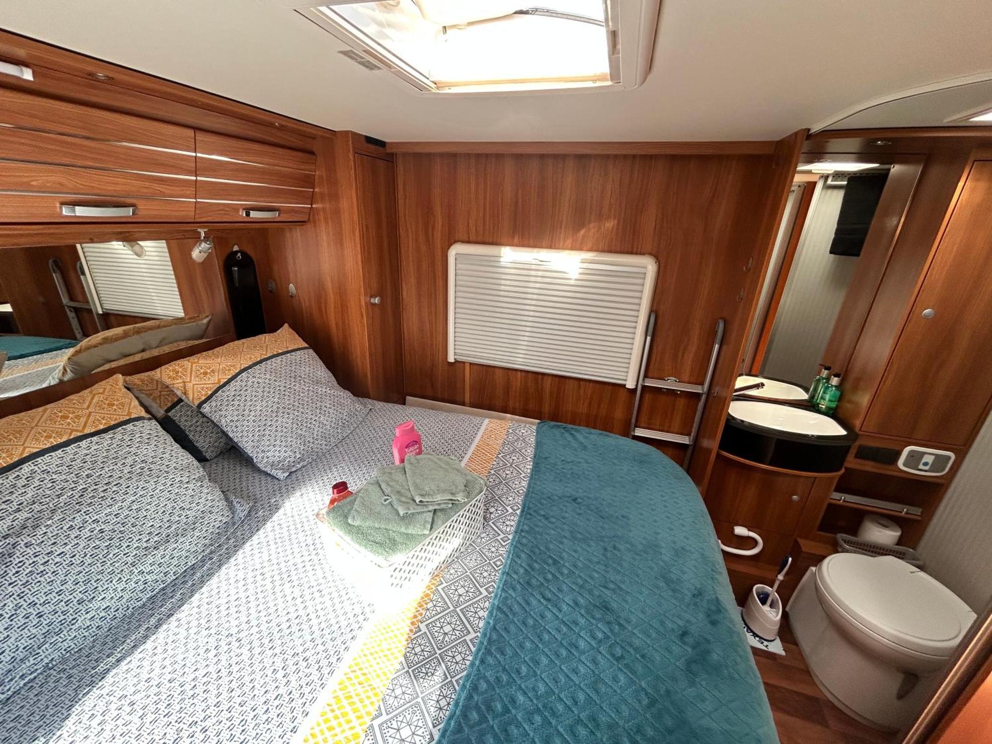 Terrain De Loisirs En Plein Centre De Lievin Camping Car Kültér fotó